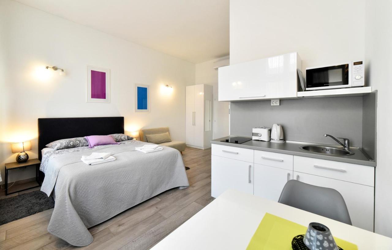 Deluxe Apartments Ria Загреб Екстериор снимка