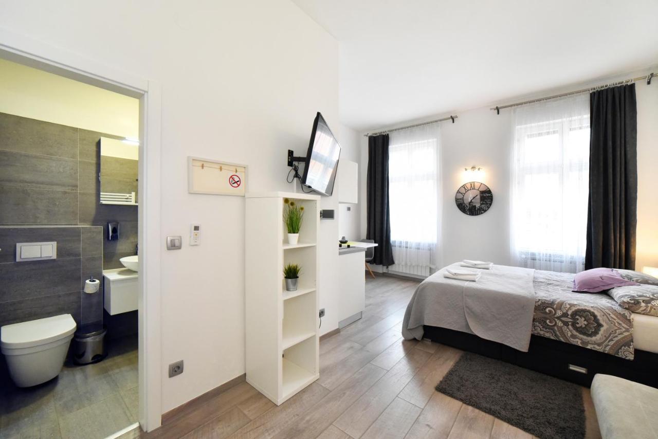 Deluxe Apartments Ria Загреб Екстериор снимка