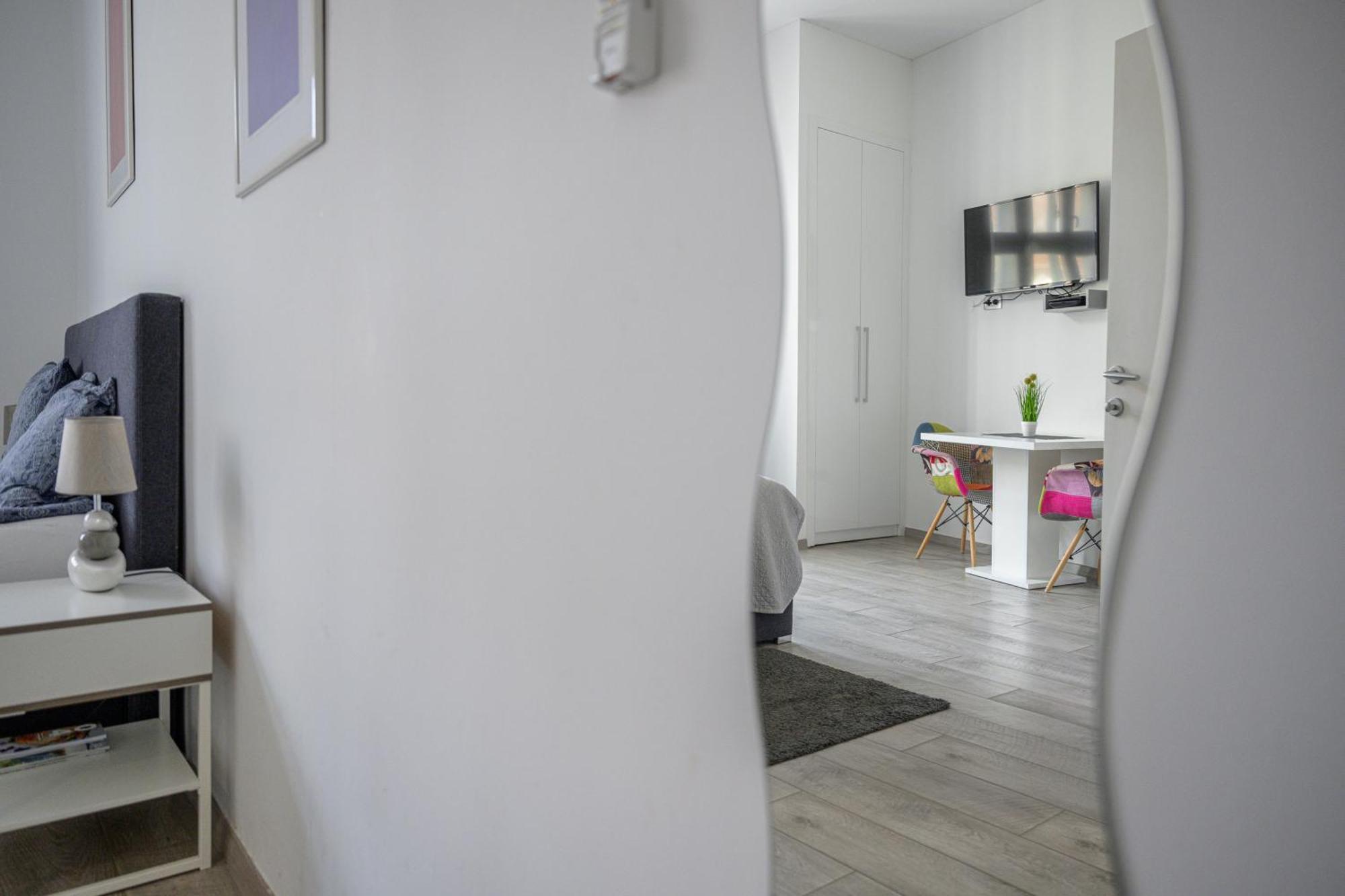 Deluxe Apartments Ria Загреб Екстериор снимка